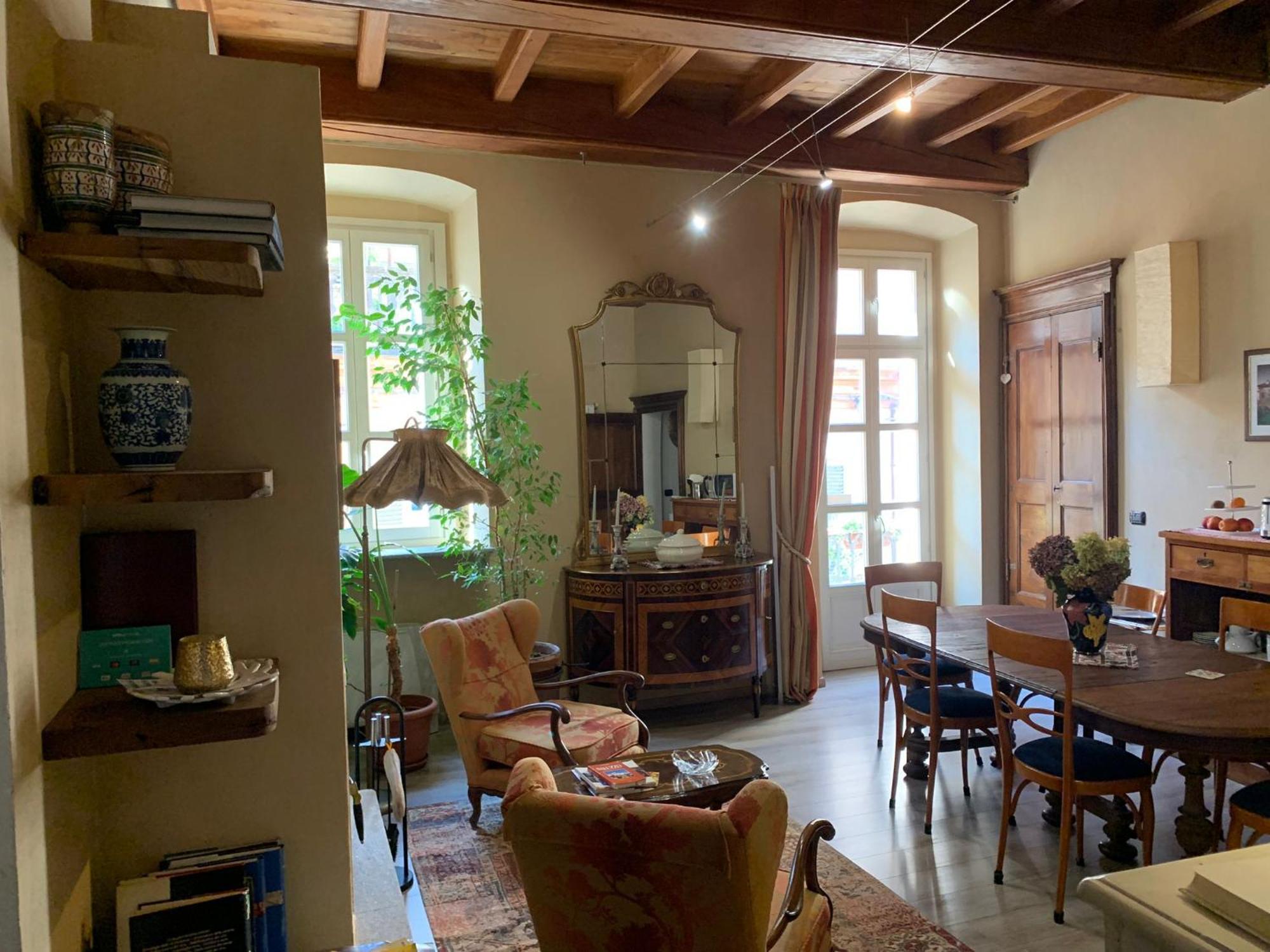 Domus Aurea Bed & Breakfast Saluzzo Bagian luar foto
